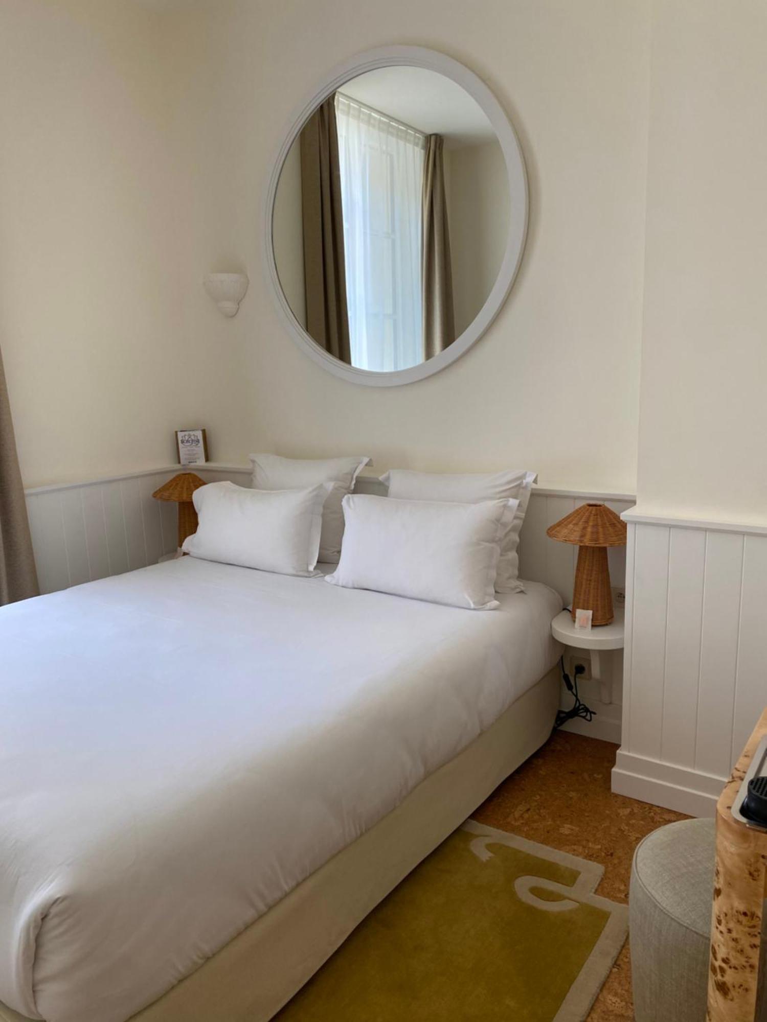 Lilou Hotel
